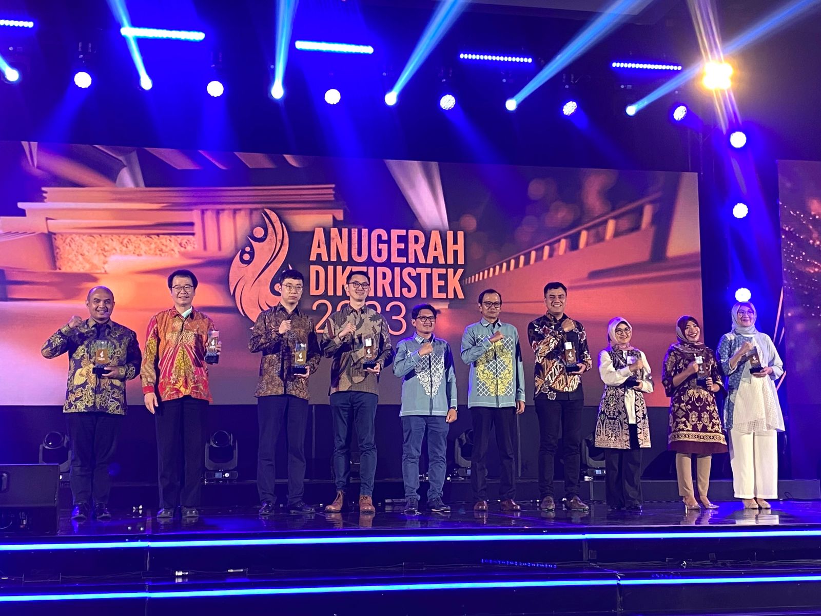 ParagonCorp meraih penghargaan dalam kategori Anugerah Mitra Kerja Sama Pendukung Program Diktiristek di Jakarta. Jumat (15/12/2023).