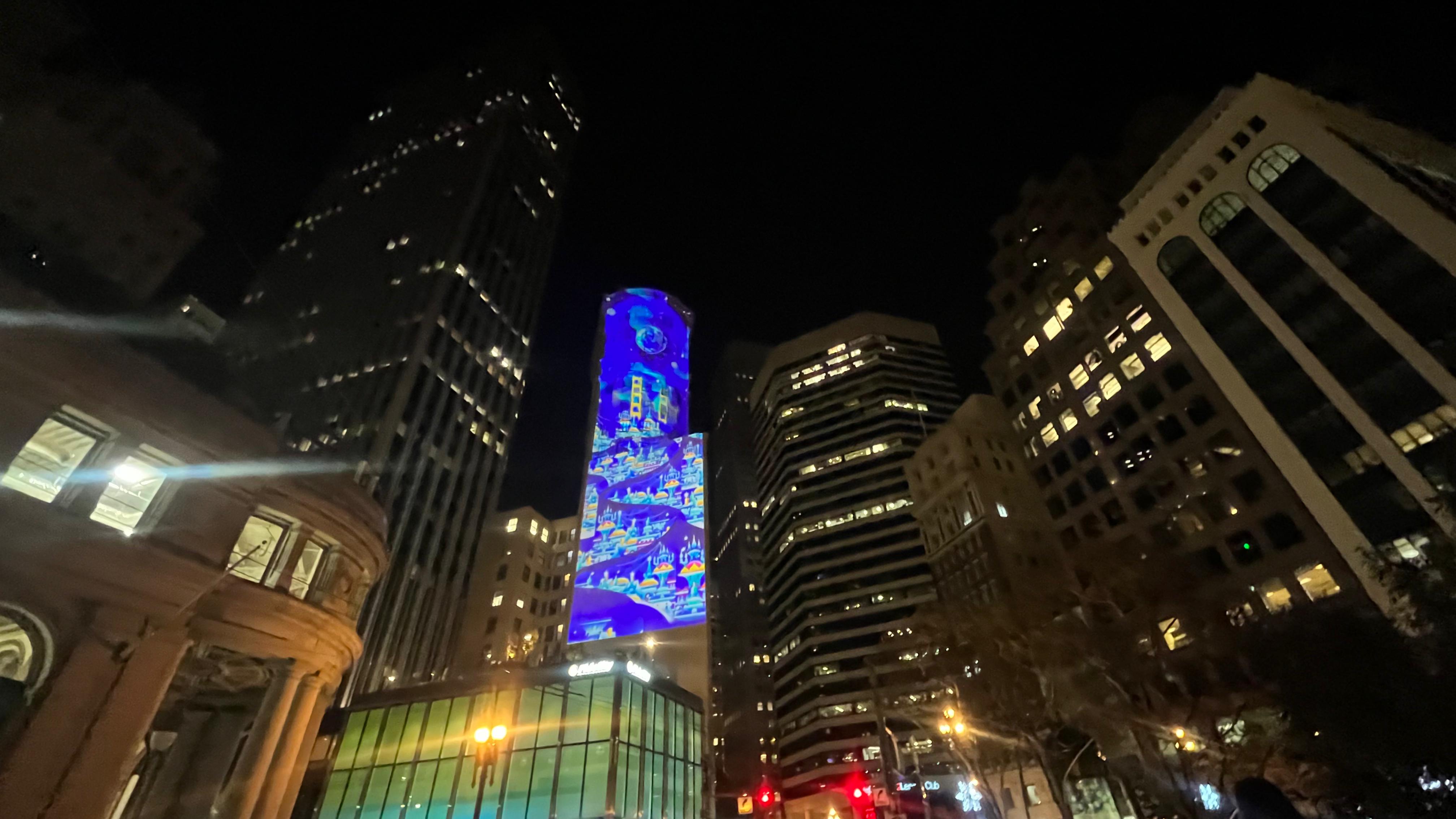 Grup seniman The Folks dari Bandung menampilkan karya 