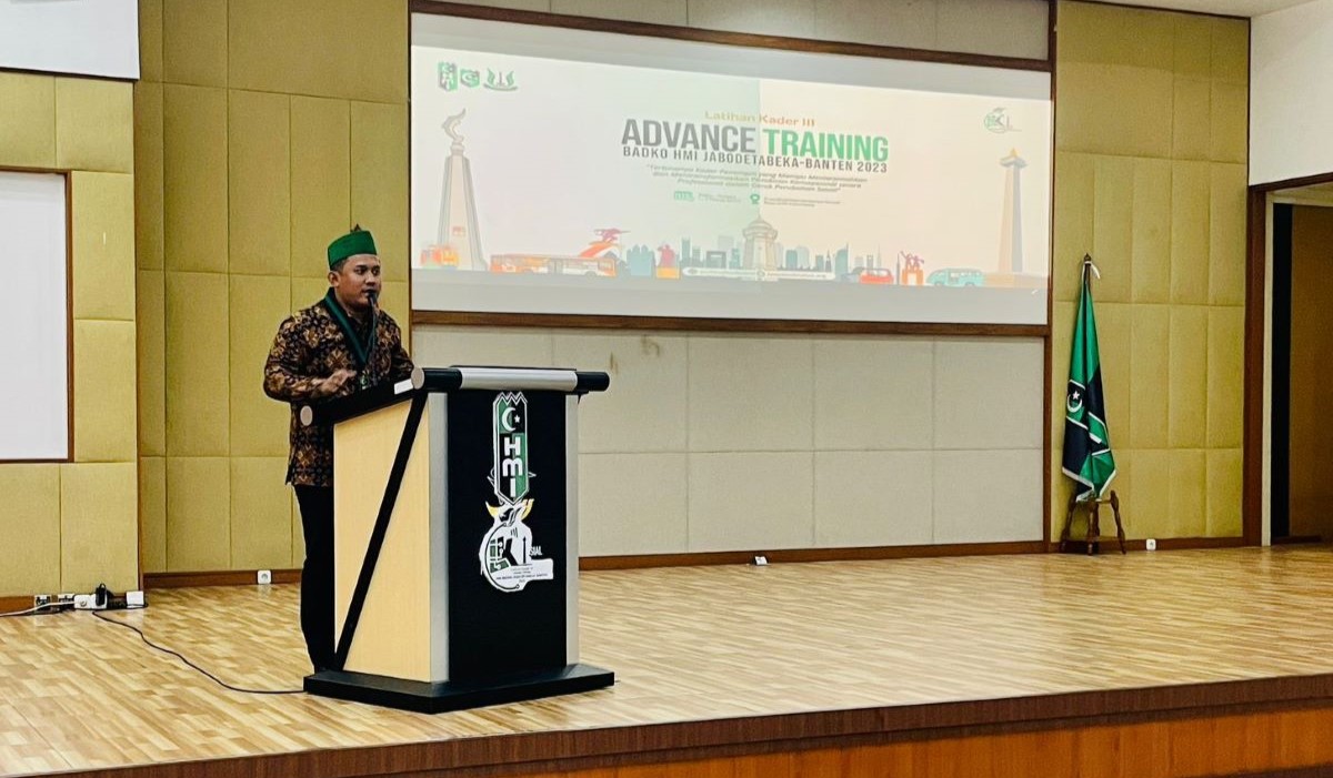 Ketum Badko HMI M. Adhiya Muzakki meminta pemerintah untuk mencabut izin rencana pembangunan Beach Club di Pantai Krakal