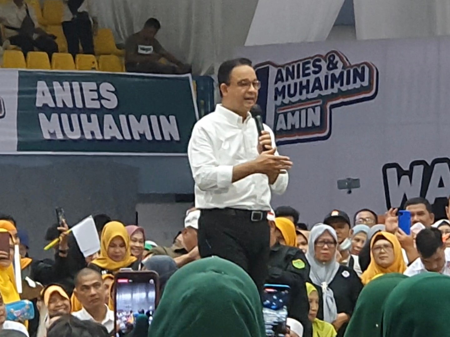 Anies Baswedan kampanye di GOR Pancing, Deli Serdang, Sumatra Utara.