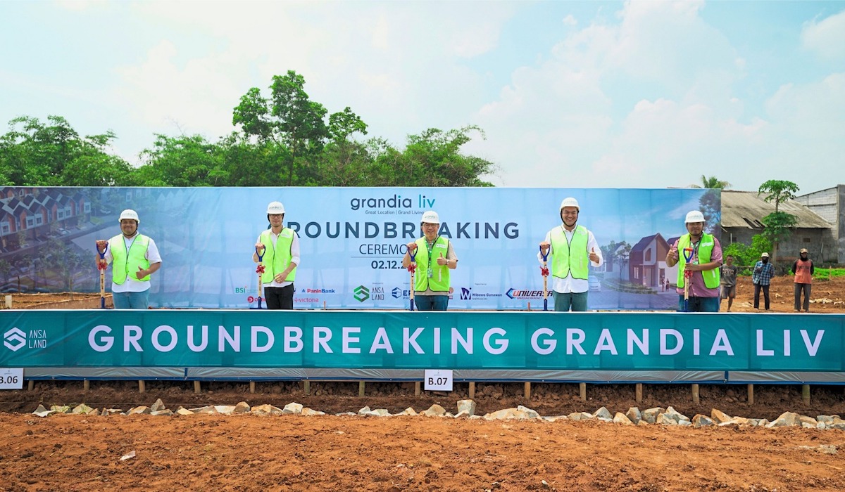 Groundbreaking kawasan Grandia Liv