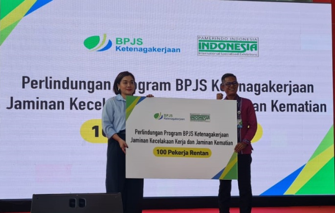 PT Pamerindo Indonesia memberikan coverage dan bantuan kepada 100 pekerja rentan dan penyandang disabilitas 
