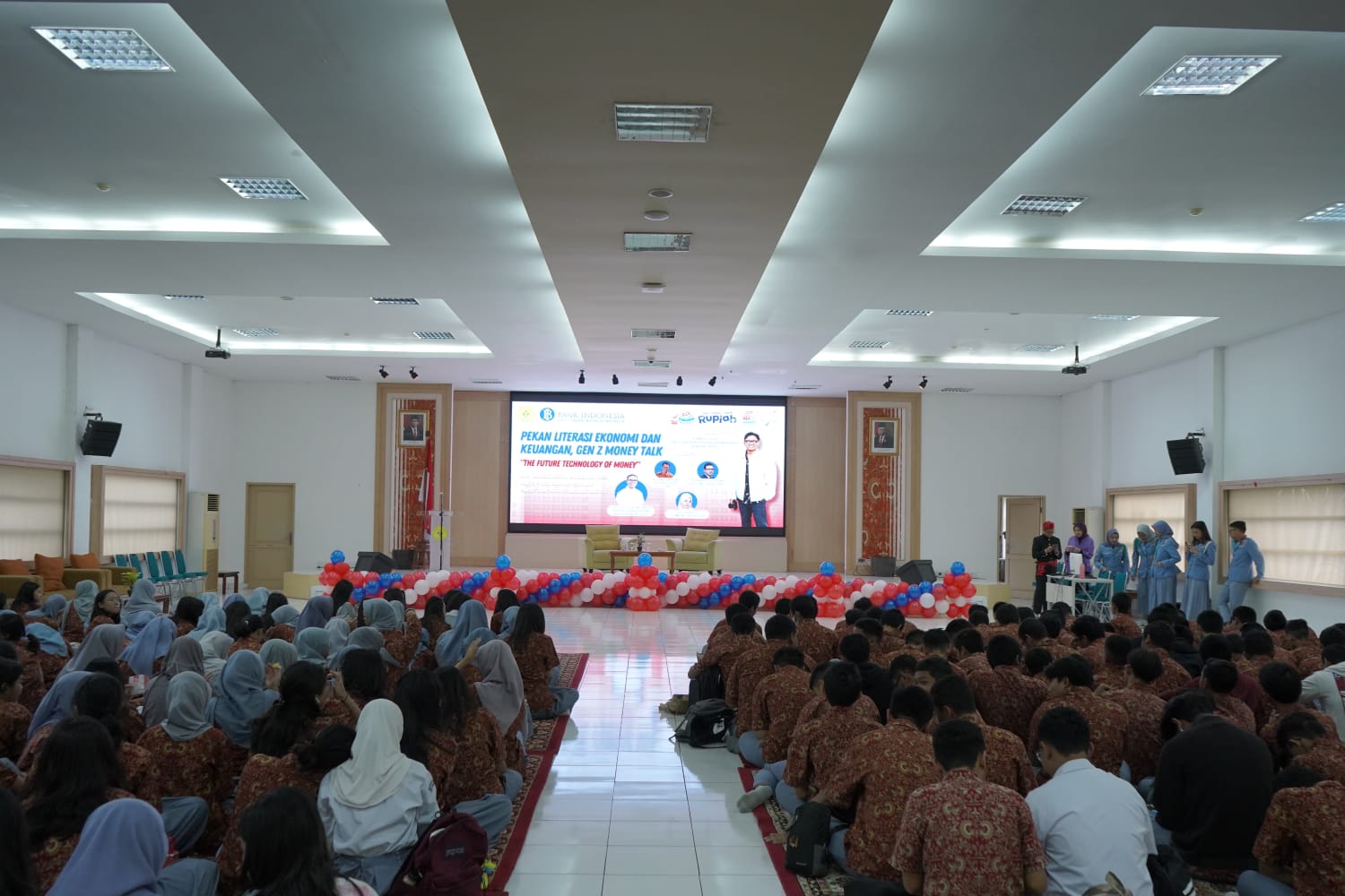Kegiatan Pekan Literasi Ekonomi dan Keuangan, Gen Z Money Talk oleh SMA Labschool. Jakarta. 