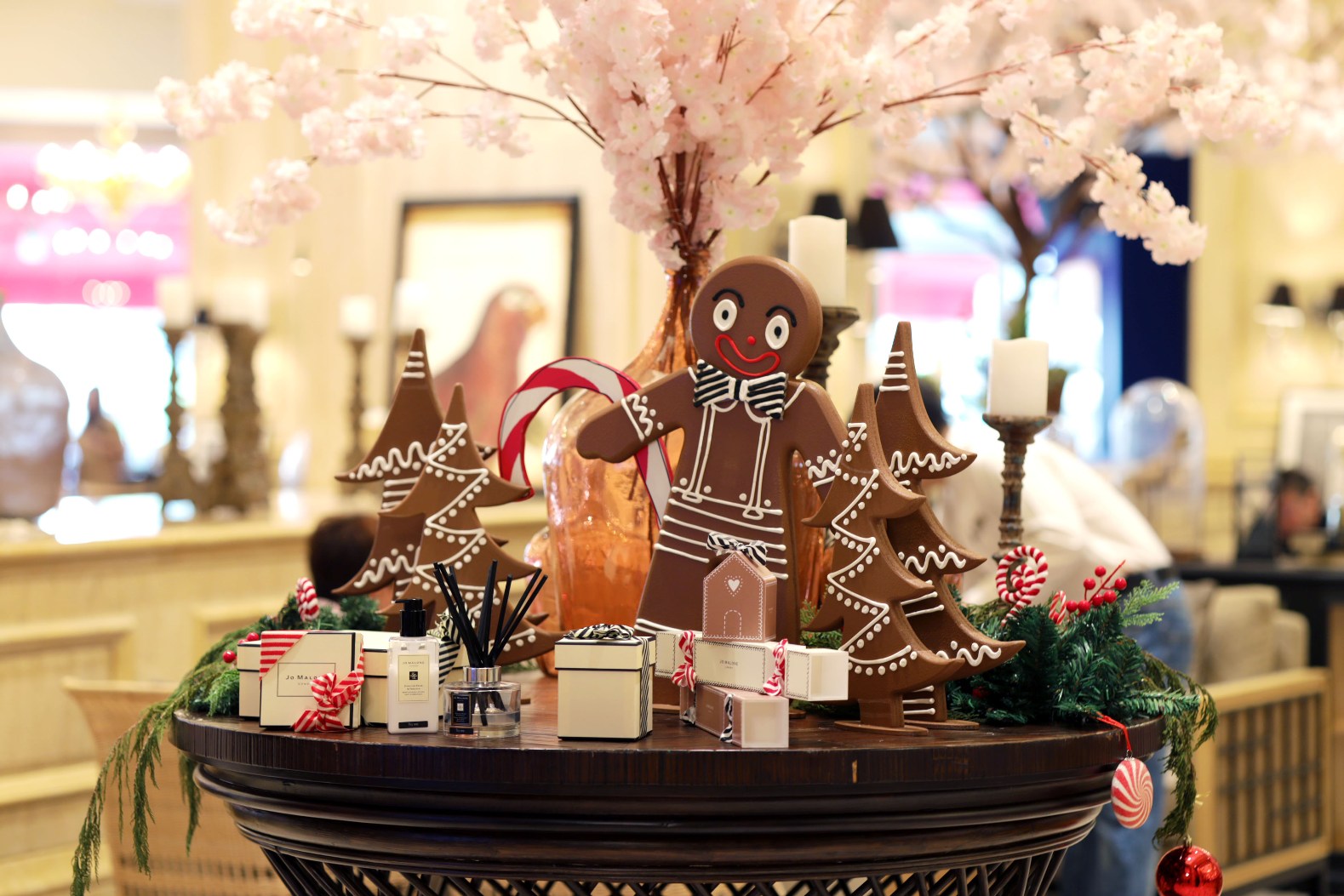 The Ritz-Carlton Jakarta, Mega Kuningan dan Jo Malone London dengan bangga mempersembahkan 