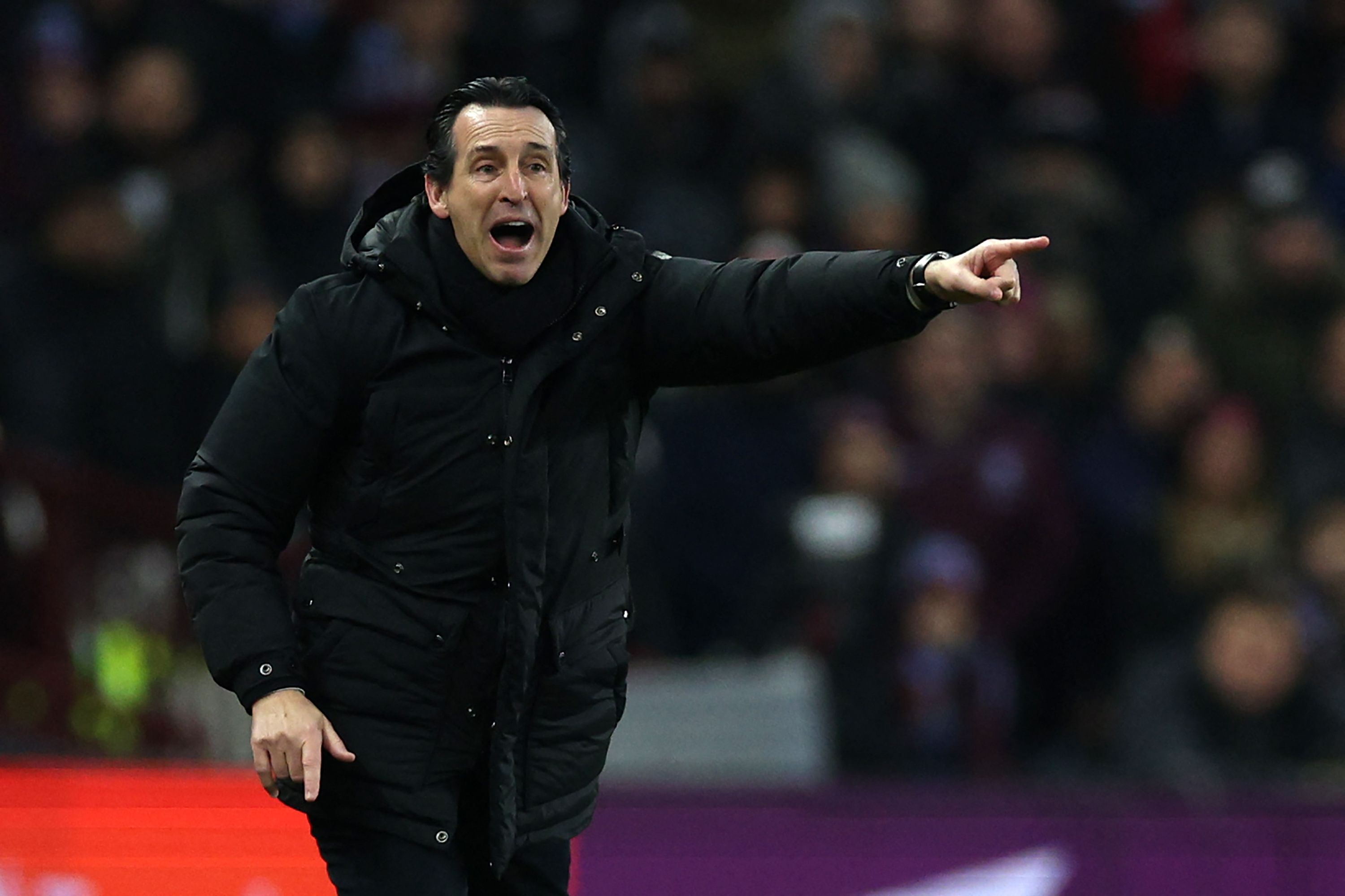 Pelatih Aston Villa Unai Emery.