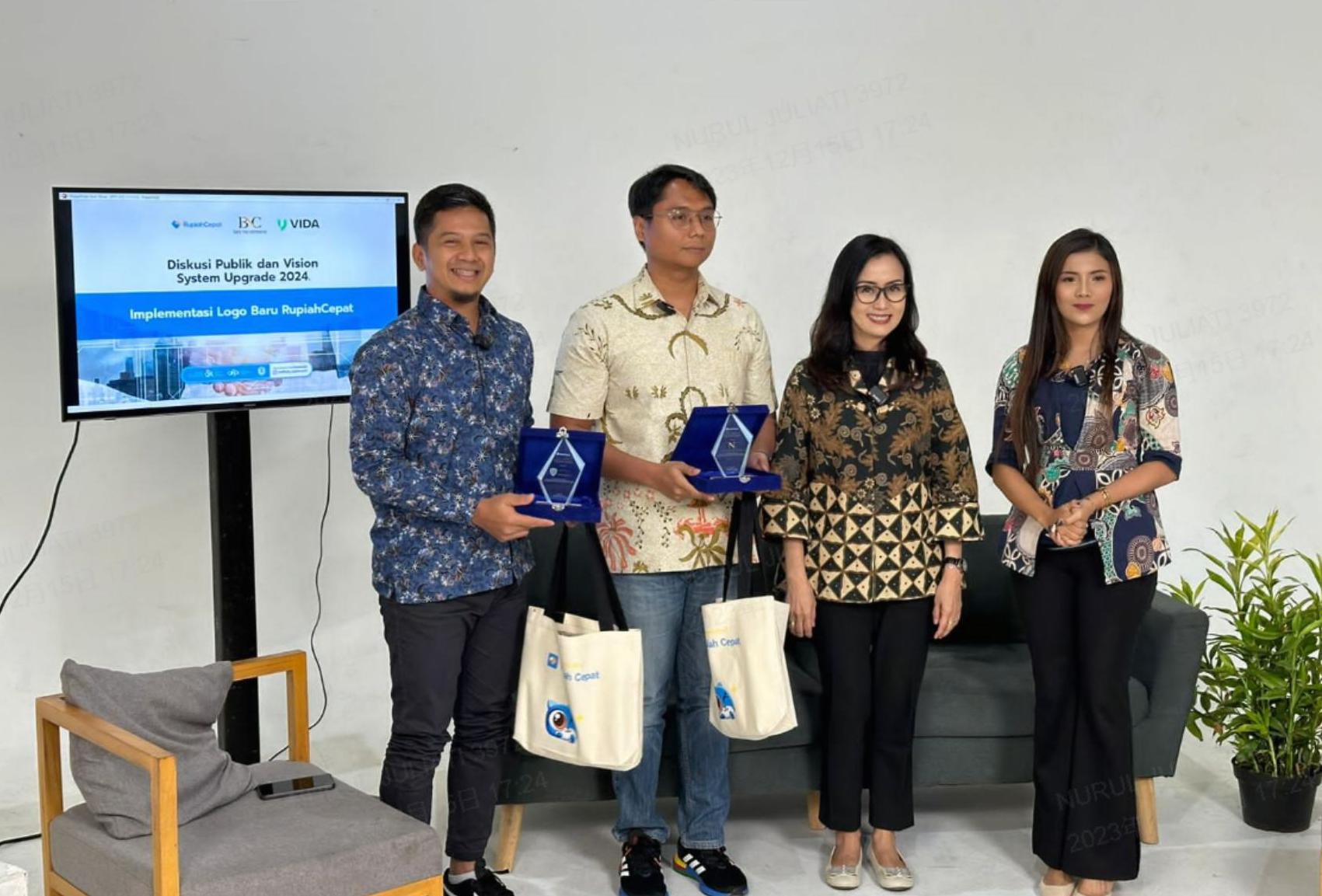 Fintech RupiahCepat menggelar Diskusi Publik, Vision System Upgrade 2024, dan Peluncuran Logo Baru di Studio Skala, Jakarta Selatan.