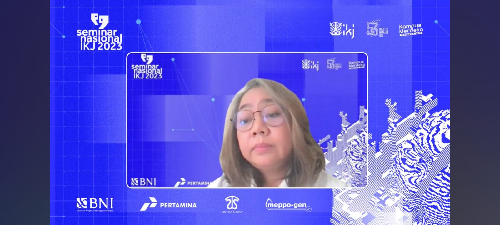 Rektor IKJ Indah Tjahjawulan menjadi pembicara dalam seminar nasional membahas kecerdasan buatan dan seni.