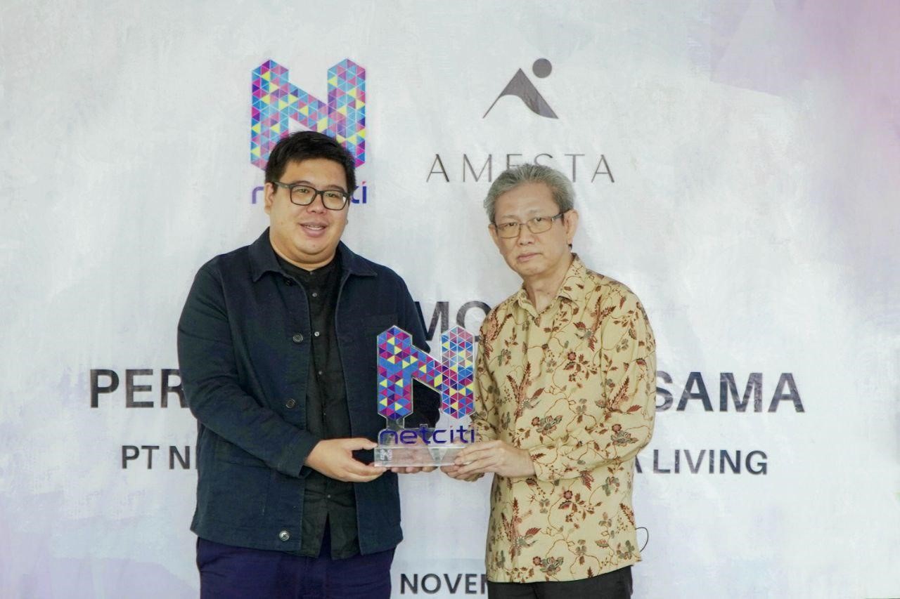 (kiri) Hans Christo Wibisono dan Luk Phin Tirtokuntjoro (kanan).