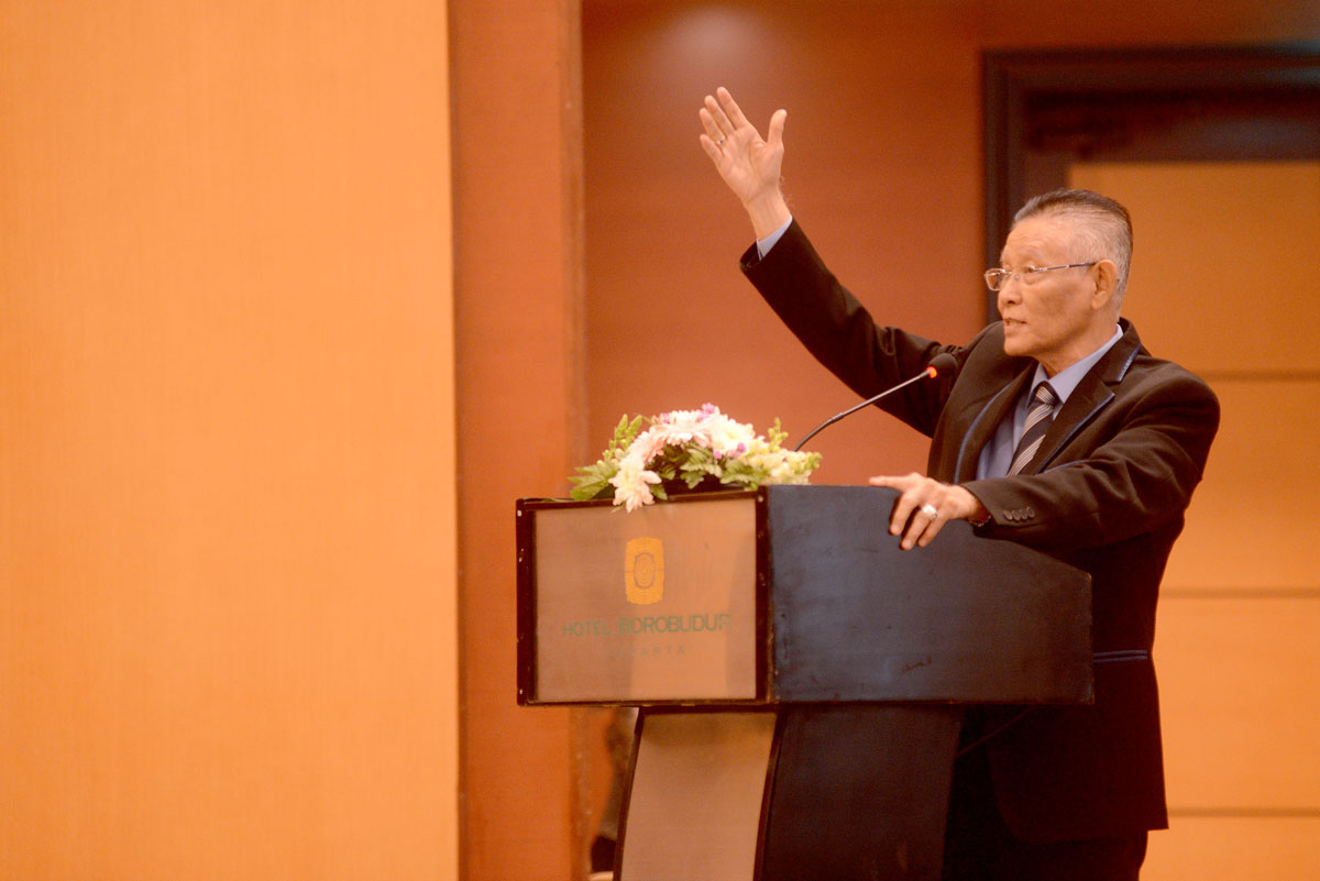 Pakar Hukum Romli Atmasasmita Tidak Mau Jadi Saksi Meringankan Firli Bahuri