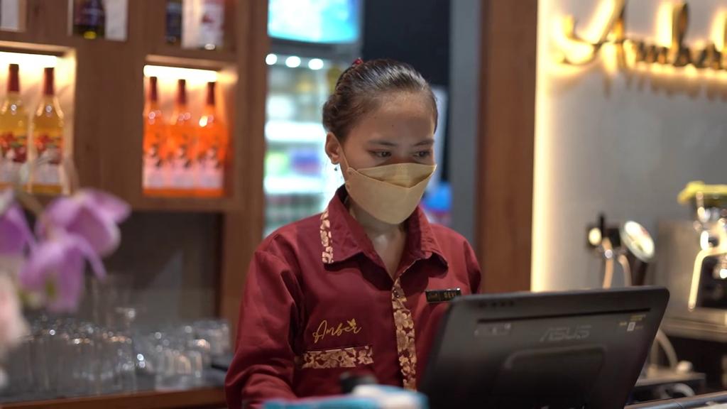 Dengan ASUS All-in-One PC, Amber mengintegrasikan software SolisResto yang efisien.