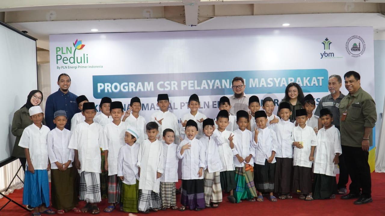 Khitanan massal oleh PLN EPI dan Yayasan Baitul Maal PLN EPI