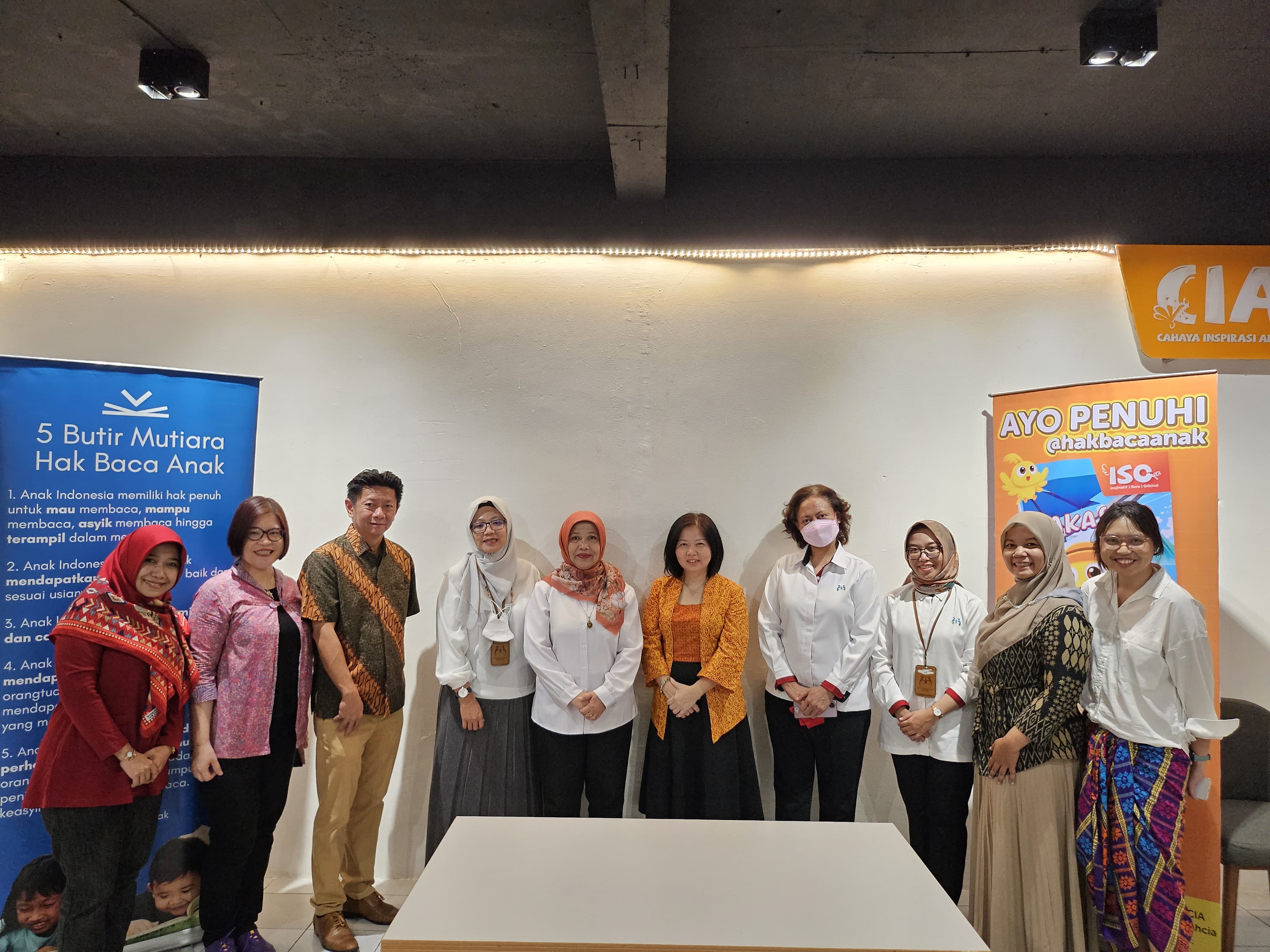 Majalah CIA dan Kementerian PPPA berkolaborasi meningkatkan literasi anak dengan pemenuhan Hak Baca Anak. 