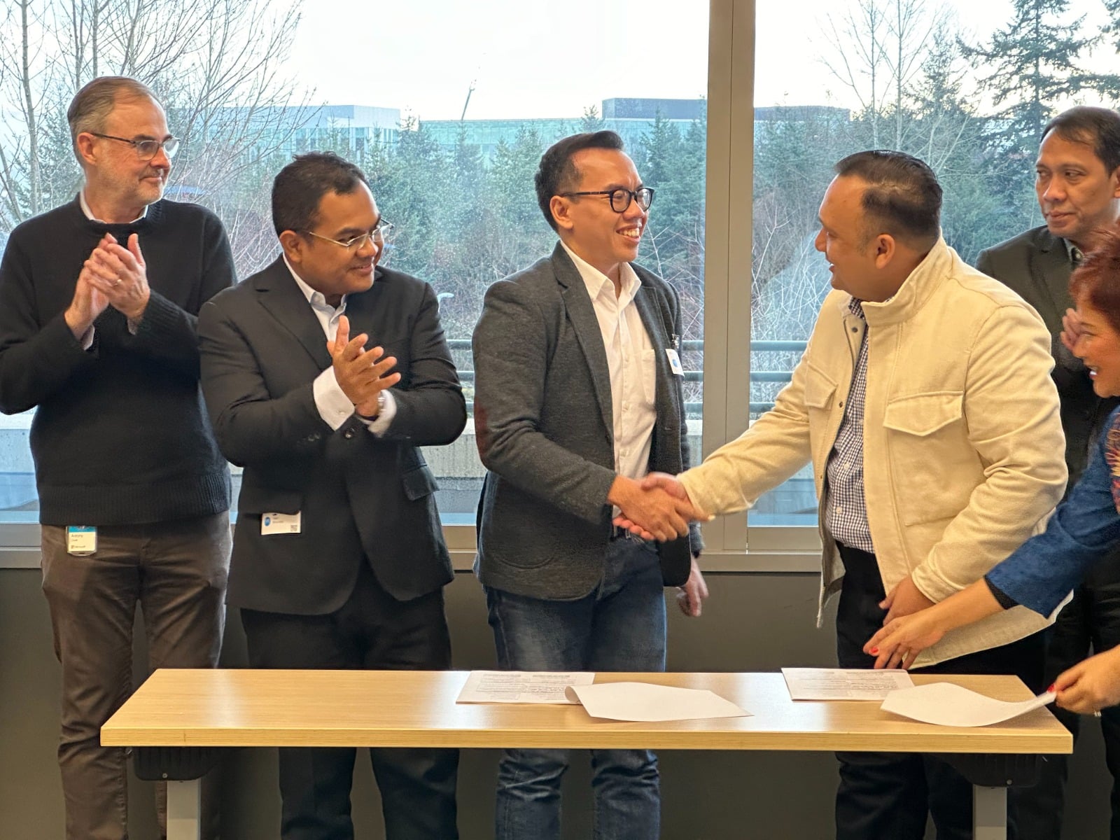 Penandatanganan Framework Agreement kolaborasi strategis antara FORDIGI BUMN dan Microsoft di Seattle Senin (18/12)