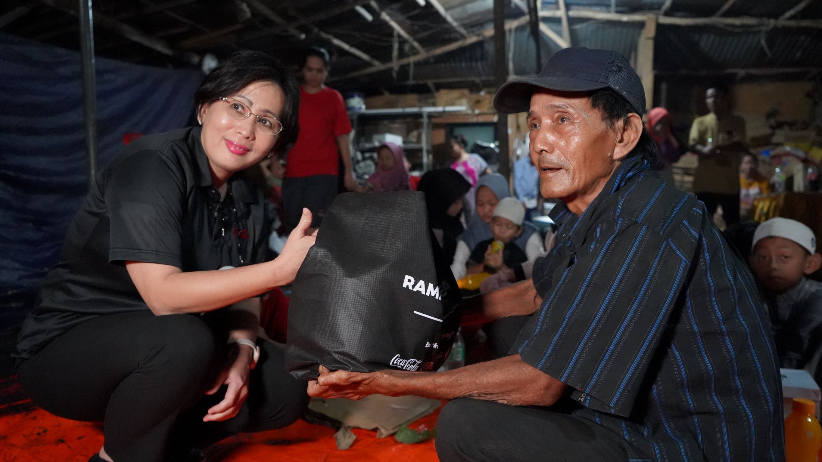 CCEP Indonesia berkomitmen untuk bekontribusi mengurangi emisi dan berkolaborasi di seluruh rantai nilainya memitigasi perubahan iklim.