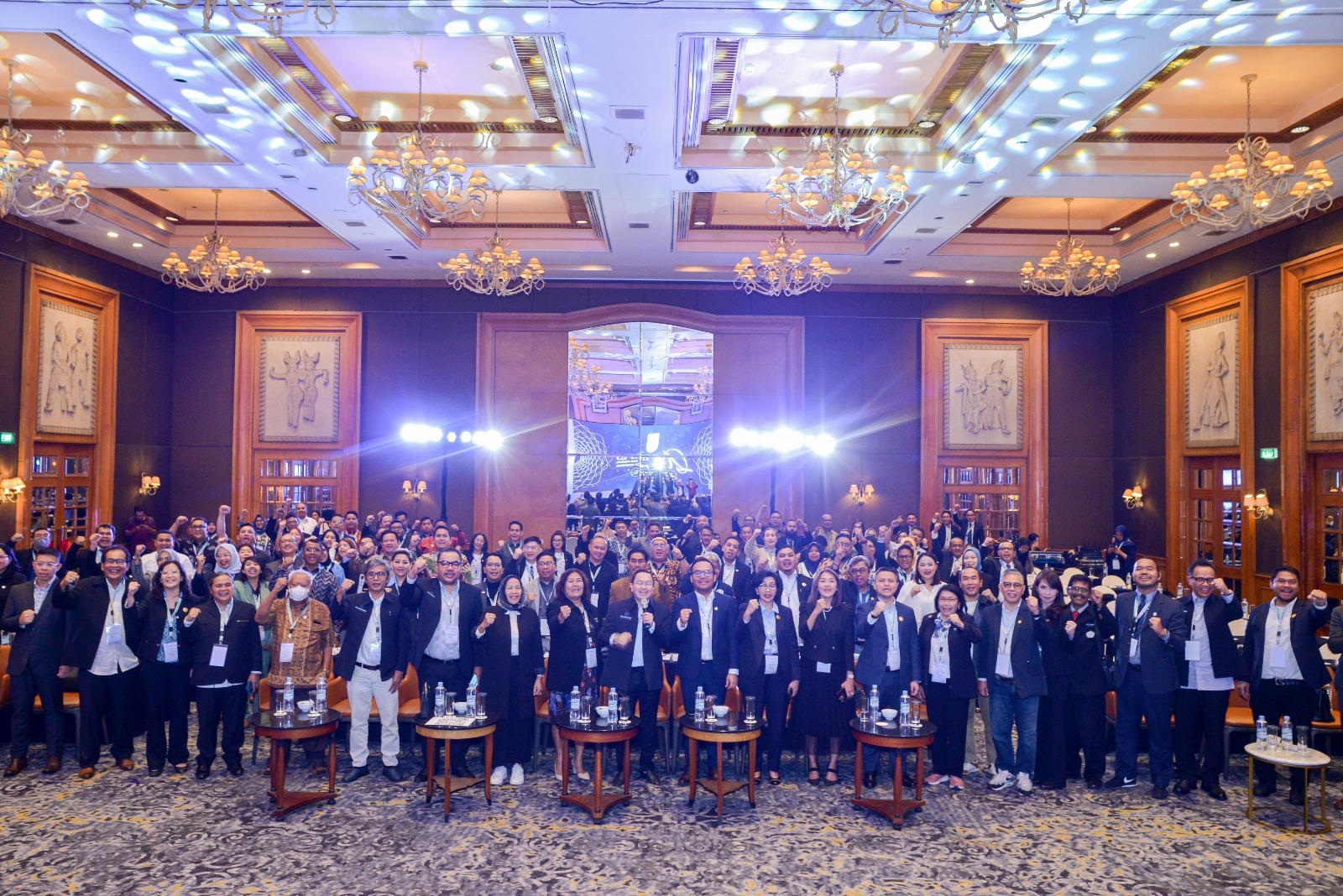 Asosiasi  Advokat Indonesia (AAI) menggelar Rapimnas dan Rakernas i Hotel Arya Duta Menteng, Jakarta.