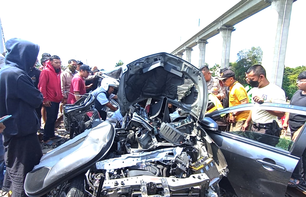 Palang Pintu Kereta di Cilame Dipasang Tahun Depan