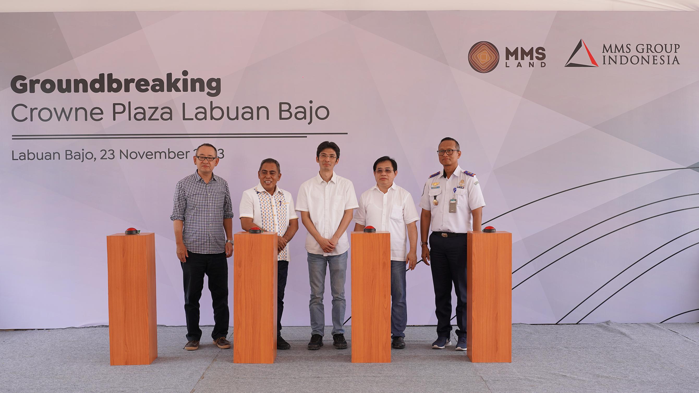 Acara groundbreaking ceremony Crowne Plaza Labuan Bajo.