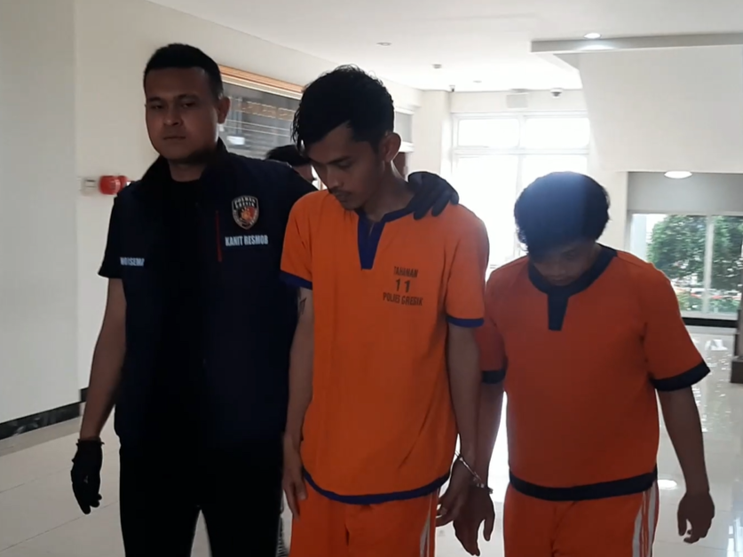 Dua pelaku pembunuhan.