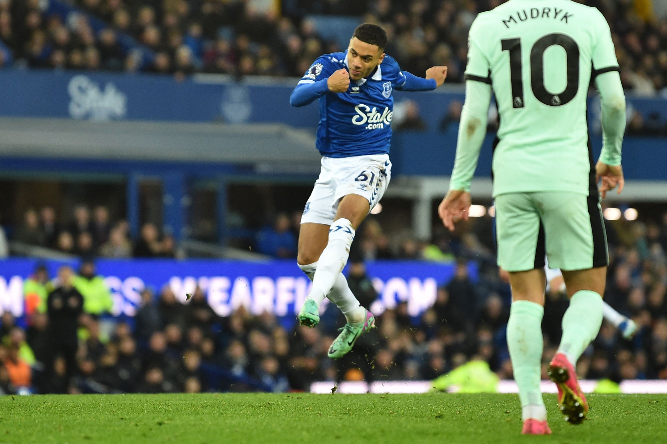 2-0, Everton Kalahkan Chelsea