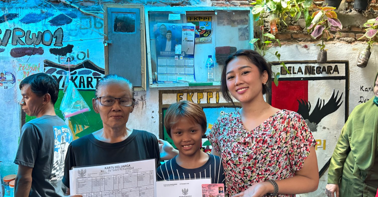 Desi Dwi Jayanti bersama Zaky