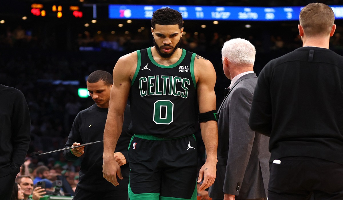 Bintang Boston Celtics Jayson Tatum diusir wasit di laga NBA melawan Philadelphia 76ers