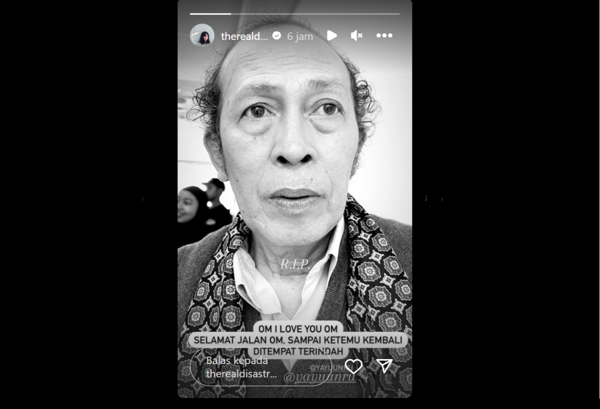 Dukacita mendalam Dian Sastrowardoyo terhadap wafatnya aktor Yayu Unru.