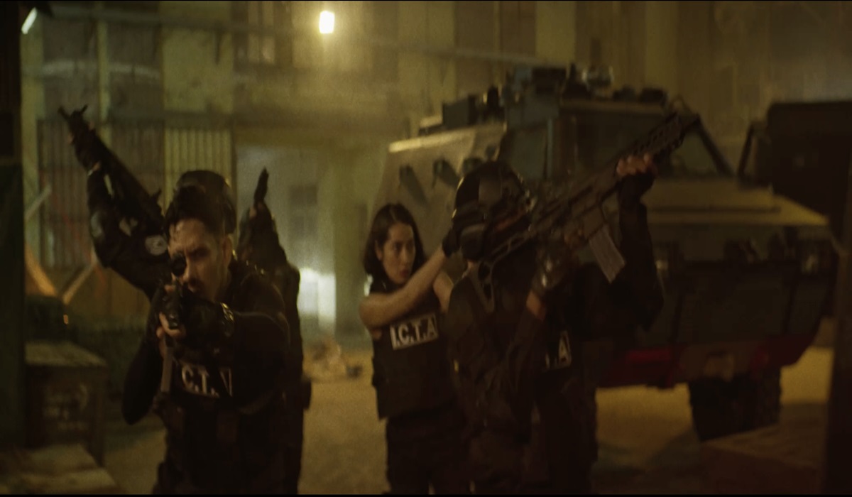 Cuplikan adegan dari film 13 Bom di Jakarta