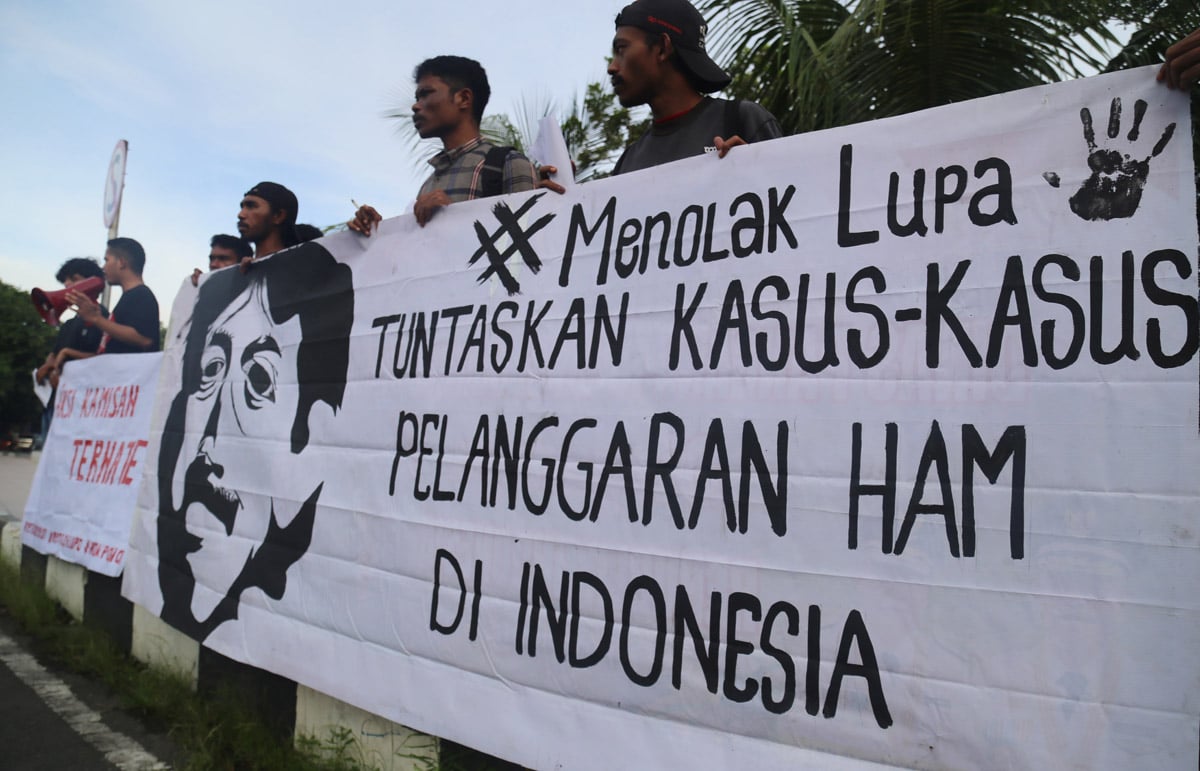 Keluarga korban penculikan memastikan tuntutan penuntasan pelanggaran HAM tidak akan pernah surut dan harus dirampungkan.