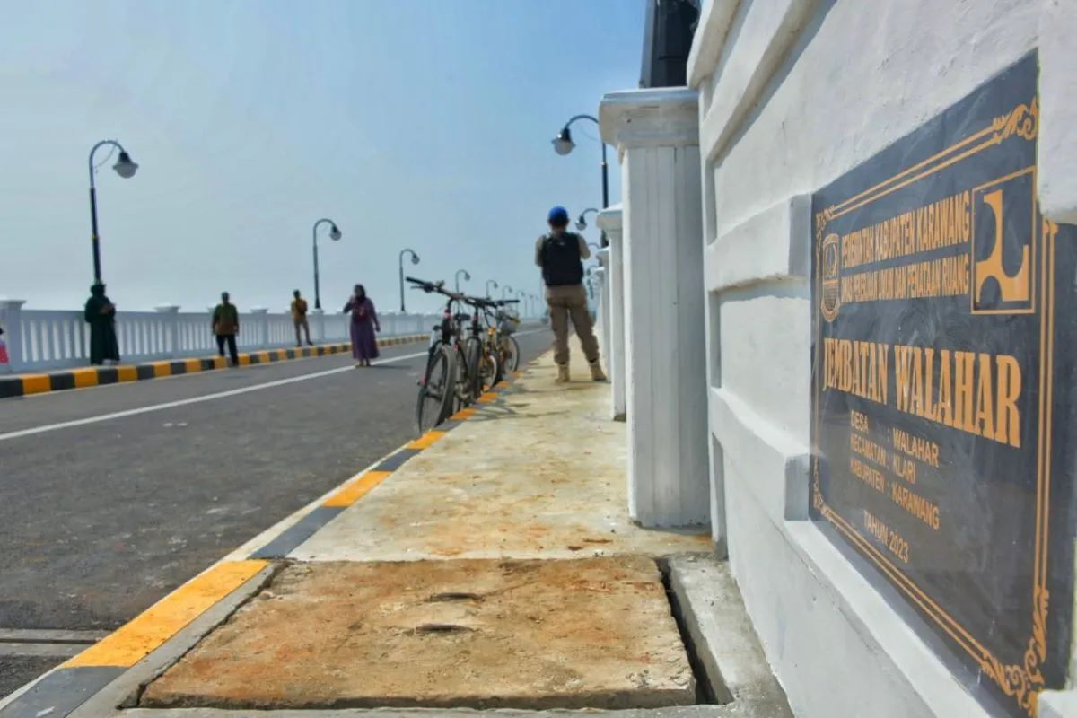 Jembatan Walahar di Karawang.