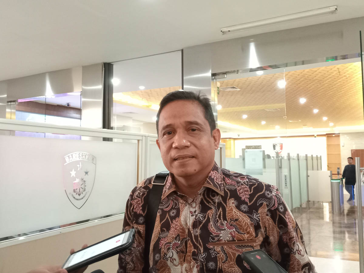 Pengacara Firli Bahuri mengaku kliennya belum memasukan Apartemen Darmawangsa ke dalam LHKPN karena terkendala perundangan.