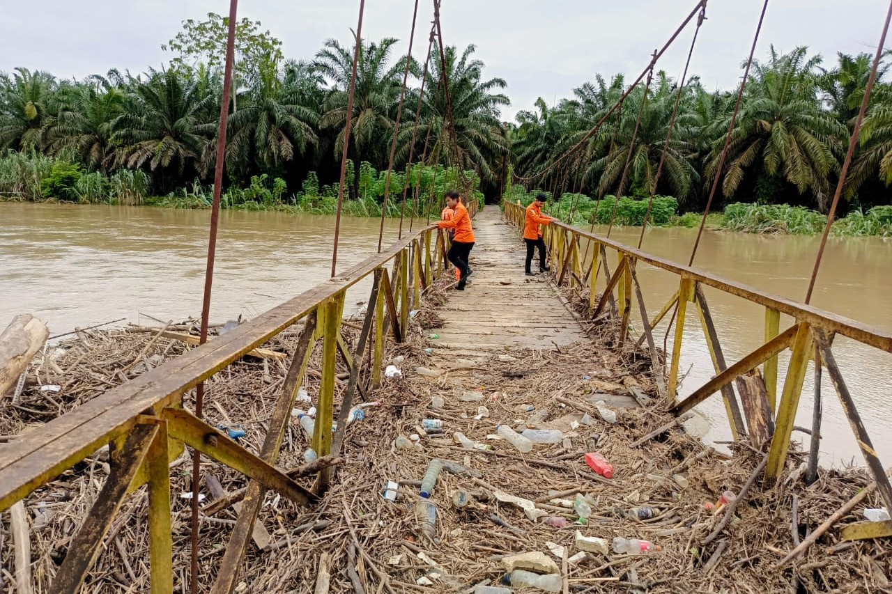 Banjir melanda Kabupaten Aceh Tamiang, Aceh.