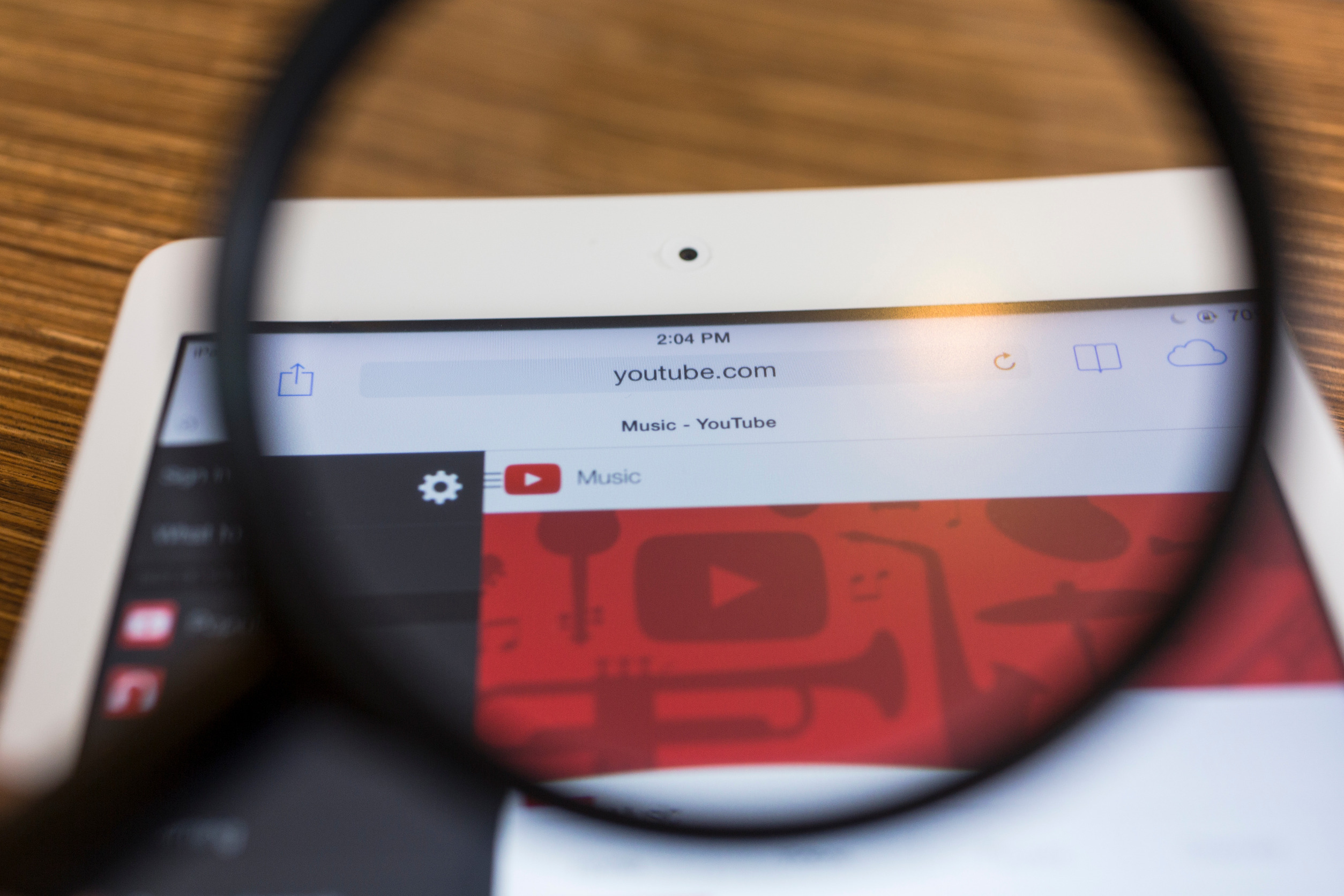 PLATFORM YouTube mengumumkan pengaturan moderasi komentar baru di konten video dengan memberikan opsi 