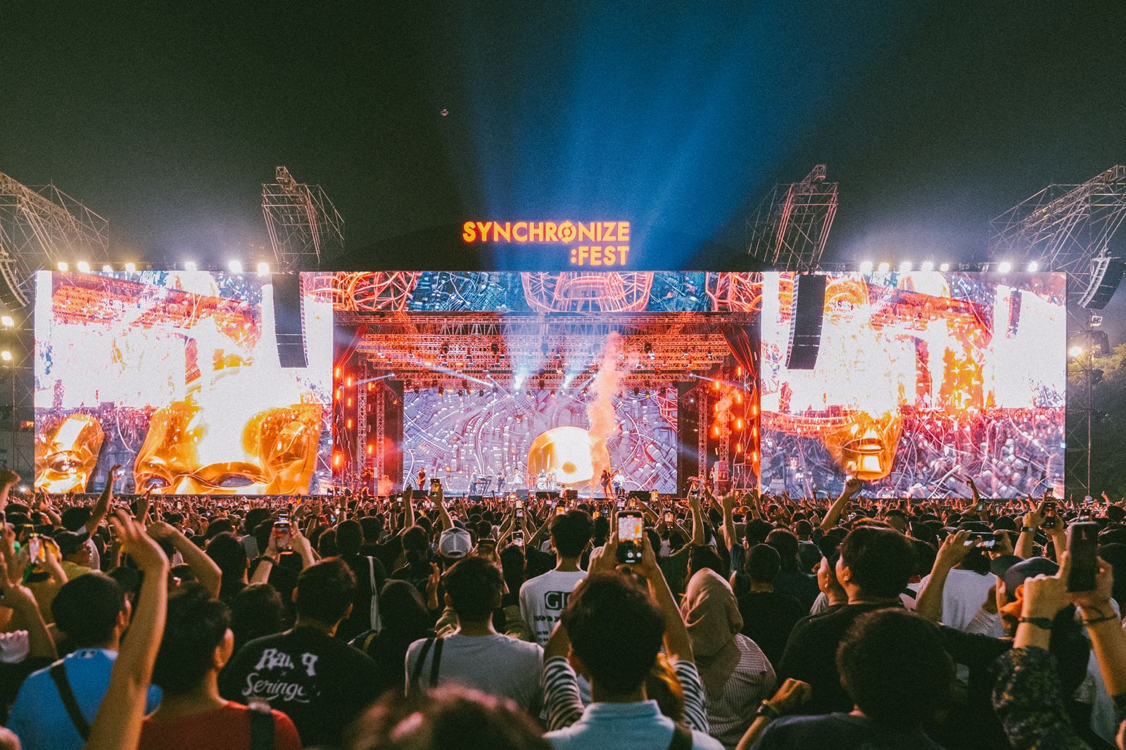 Kemeriahan Synchronize Fest.