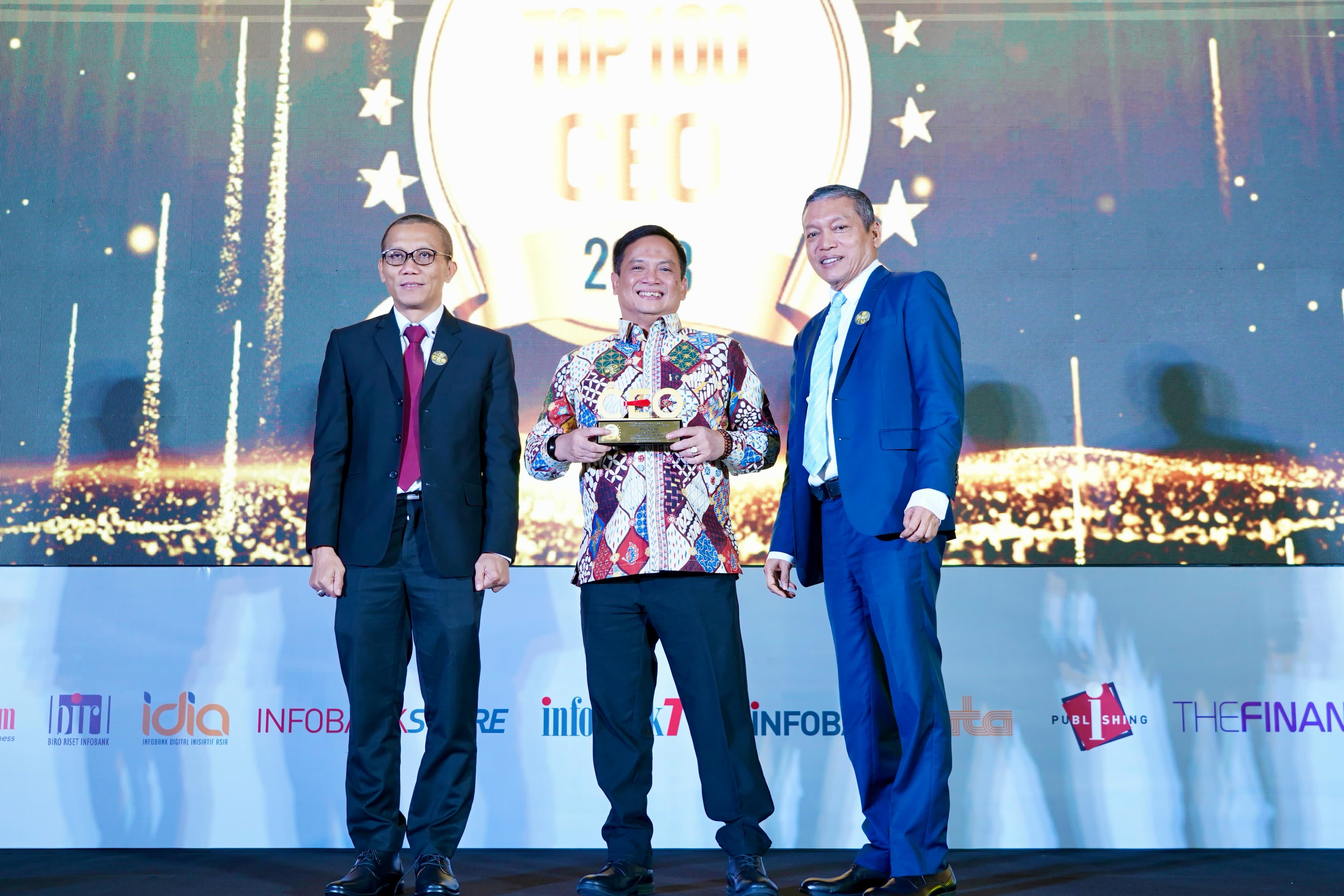 Dirut  PNM Masuk Jajaran Top 100 CEO 2023