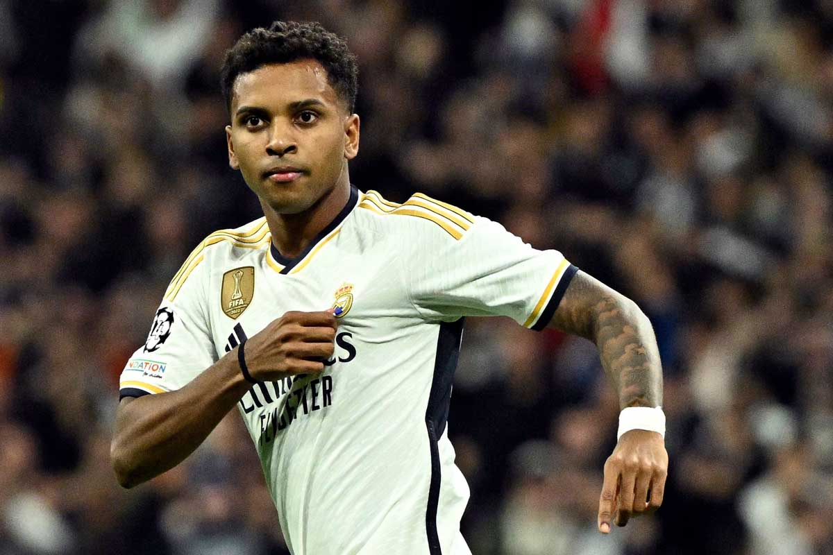 Rodrygo berhasil mencetak gol yang membantu Real Madrid menang 2-0 atas Granada dan merebut posisi puncak La Liga.