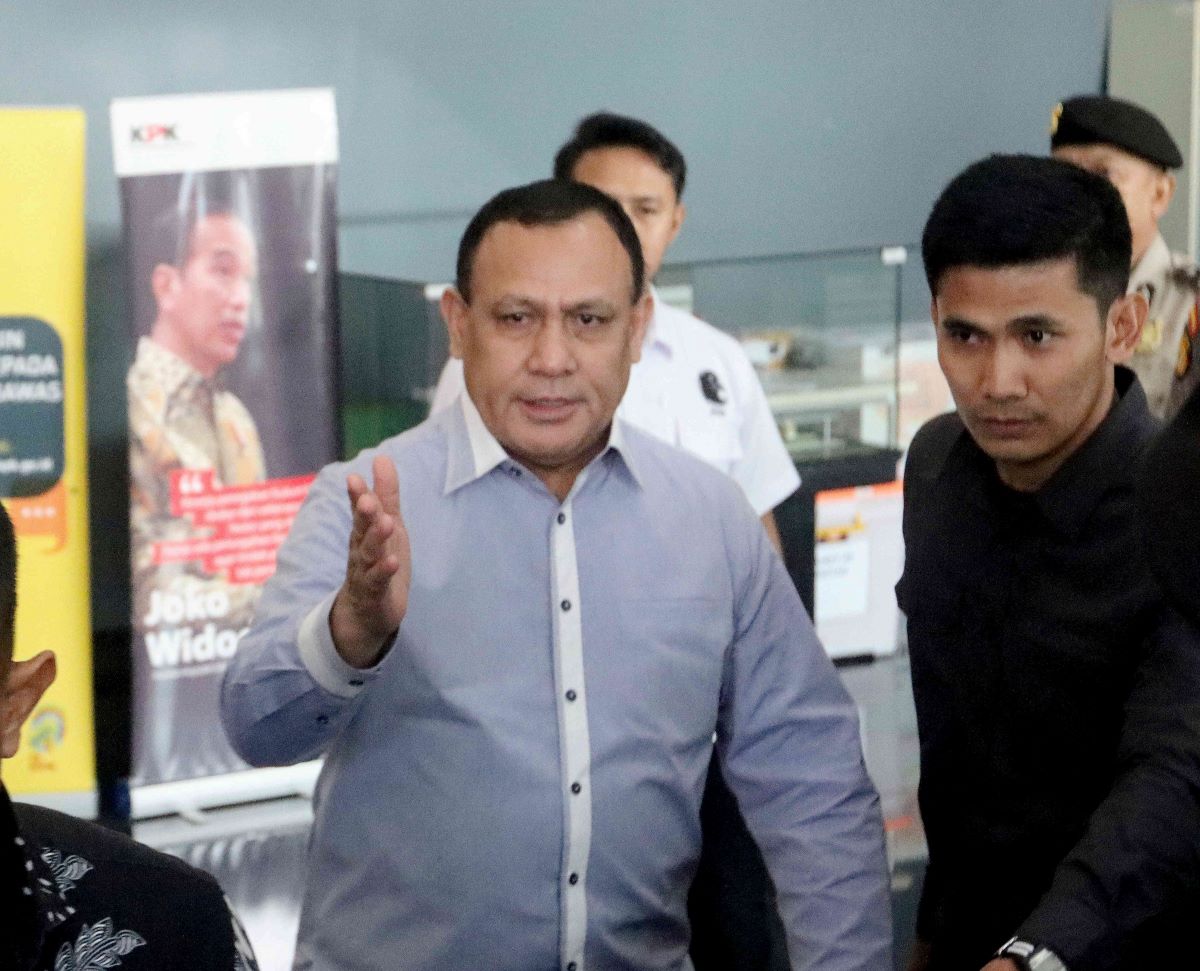 Tidak Sembunyi-sembunyi Lagi, Firli Datang ke Bareskrim Lewat Pintu Pengunjung