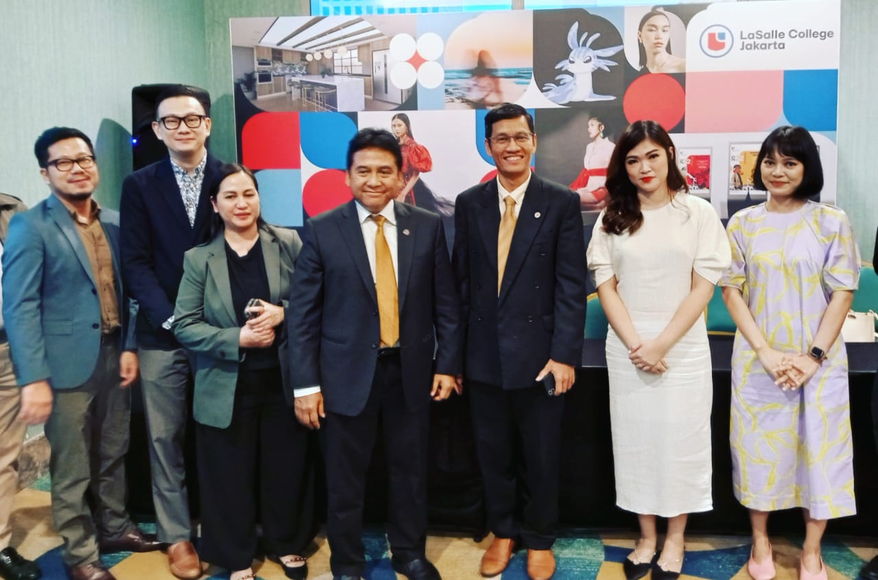 Ketua Yayasan Sekolah Tinggi Desain LaSalle Hariyadi Sukamdani usai memberi keterangan seputar Creative Show 2023.