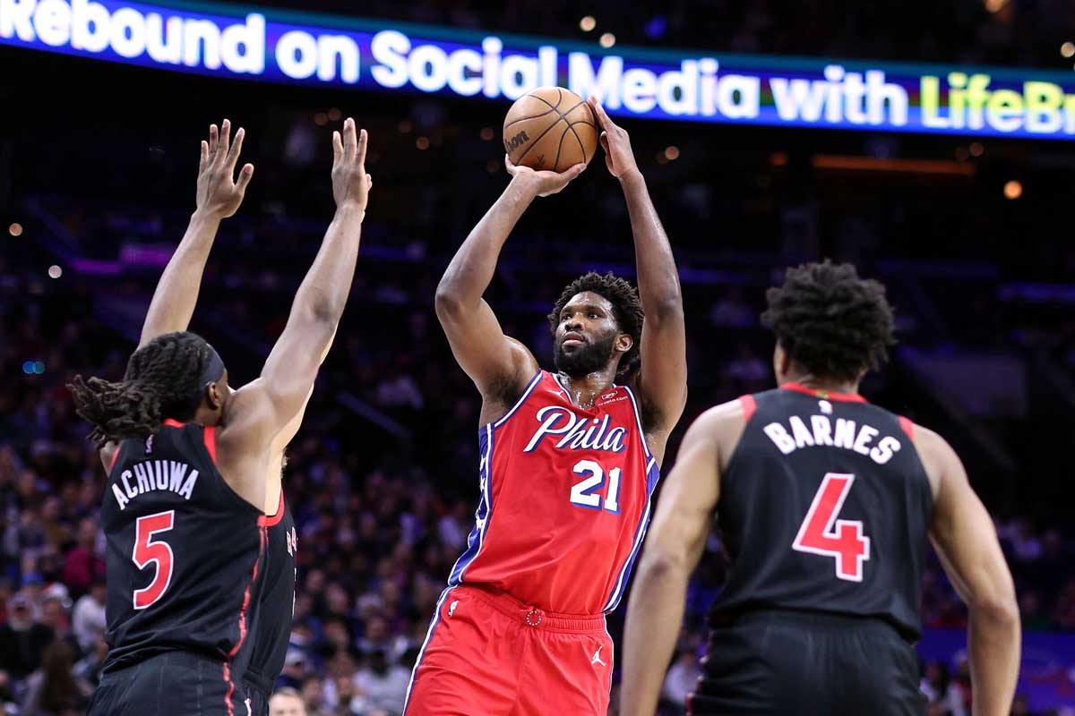 Joel Embiid mencetak 31 poin dan meraih 10 rebound yang mengantarkan Philadelphia 76ers meraih kemenangan 121-111 atas Toronto.