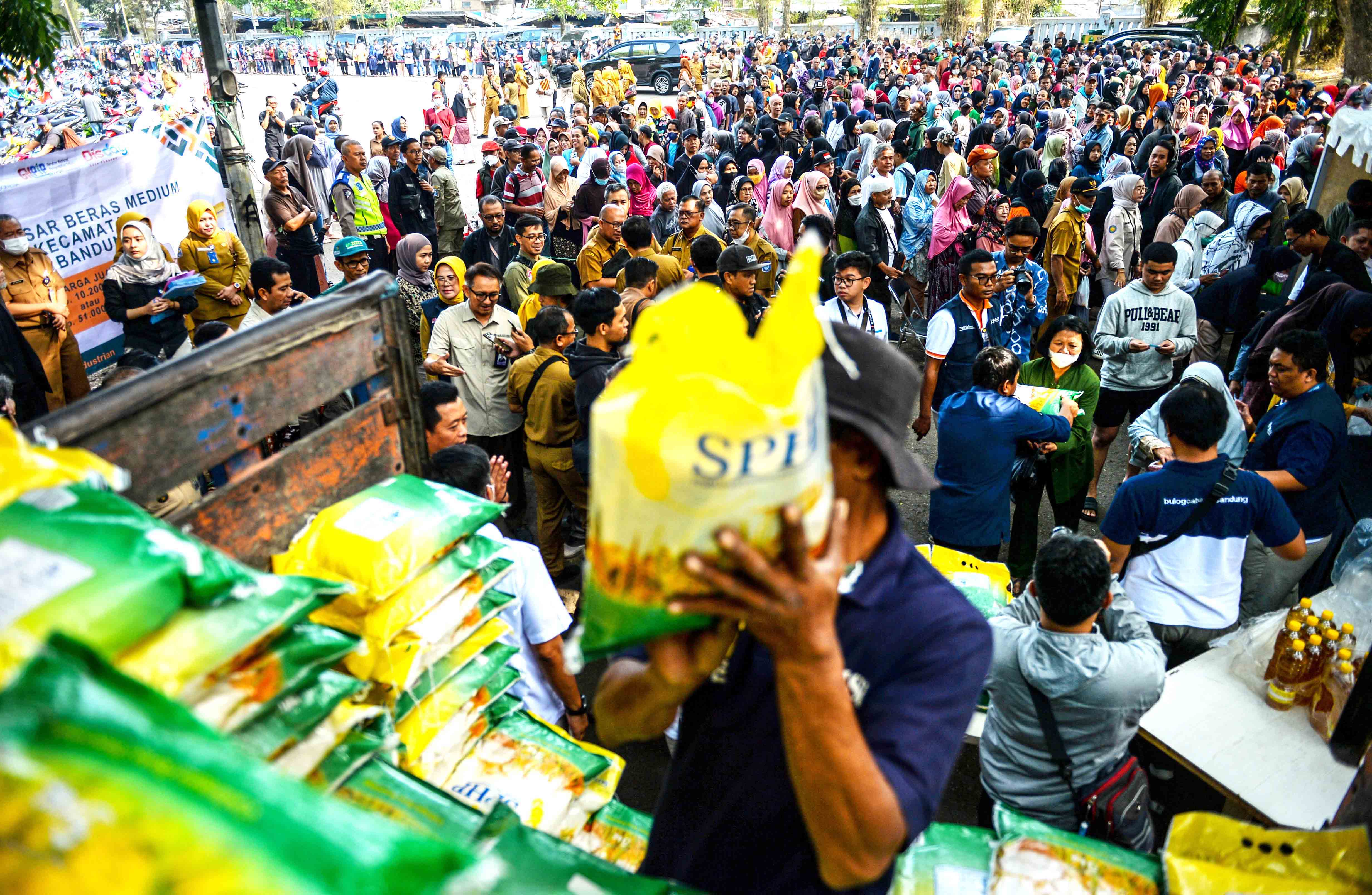 Pasar murah digelar Pemerintah Kota Bandung di sejumlah lokasi