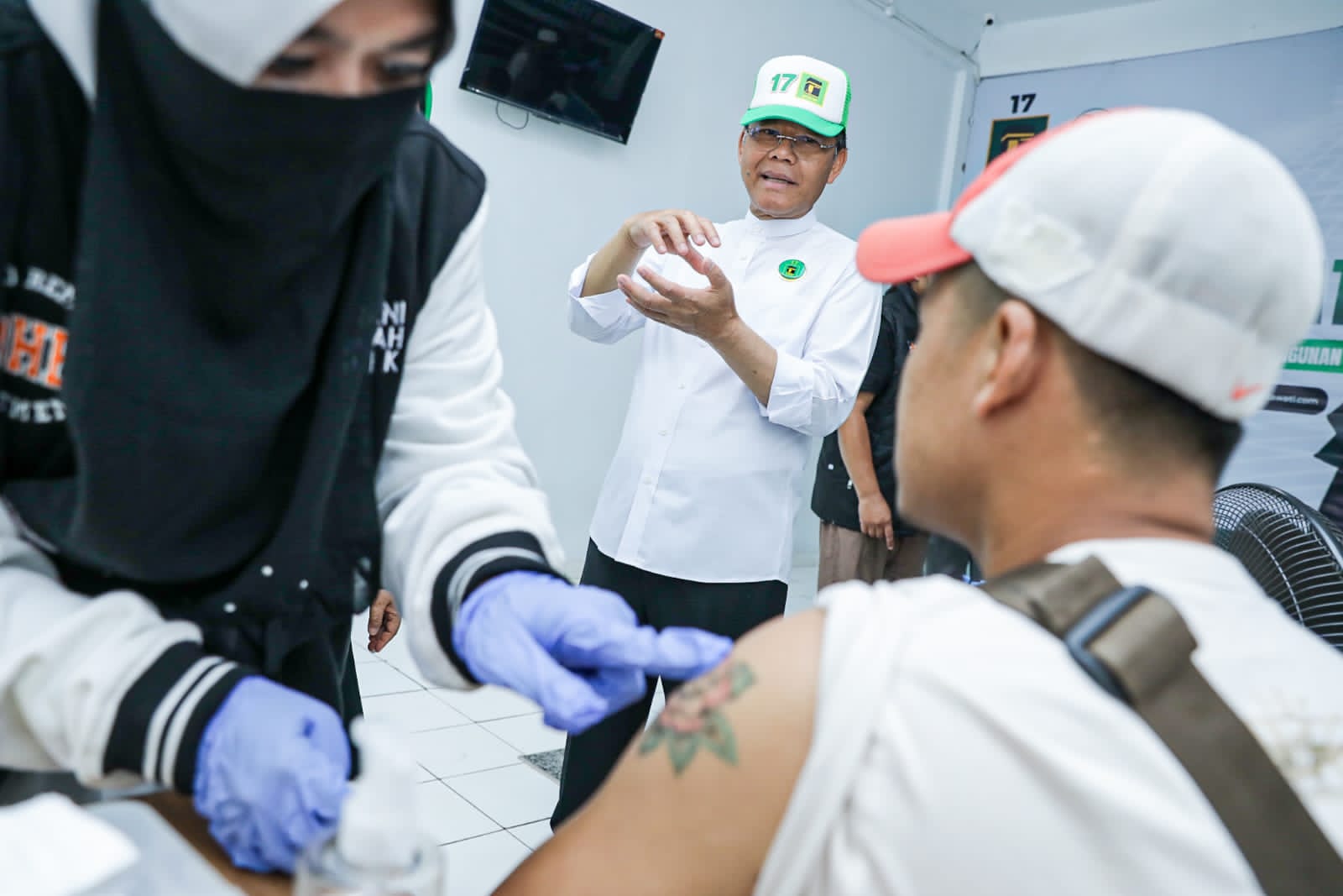 Mardiono Tengok Program Penghapusan Tato Gratis di Jaksel