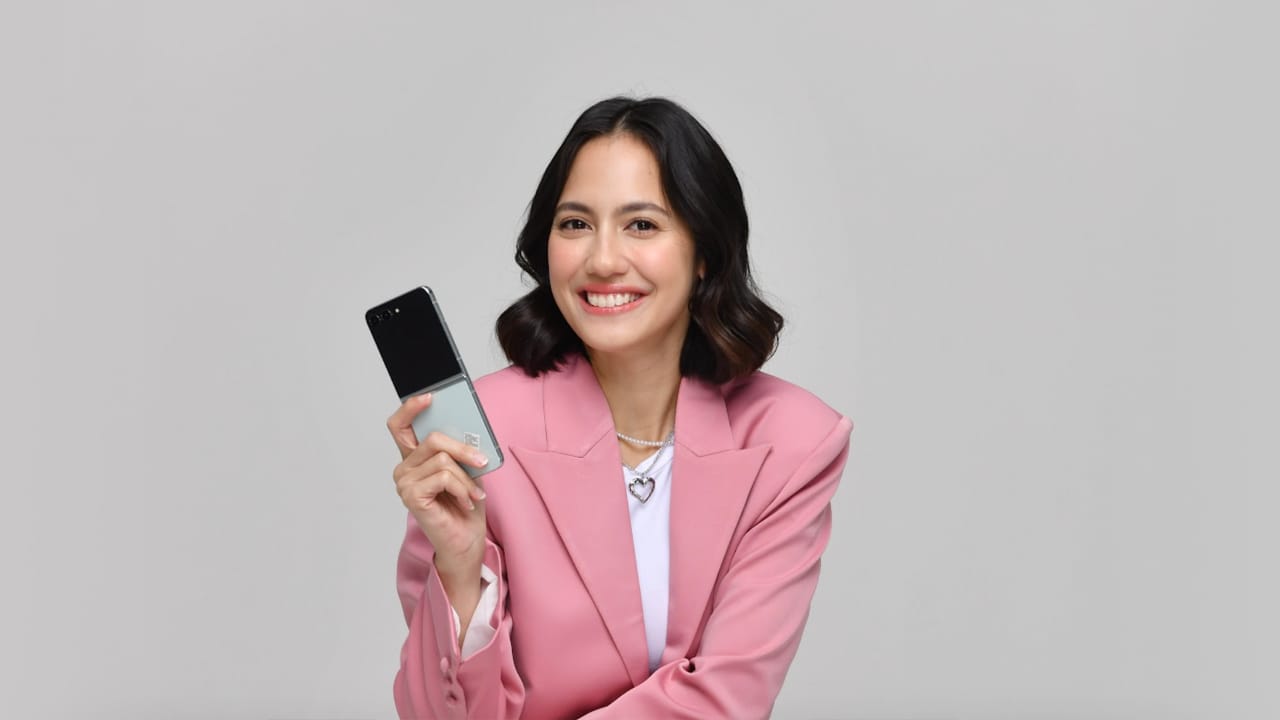  Pevita Pearce, bintang film yang juga seorang solopreneur dari kalangan figur publik. 