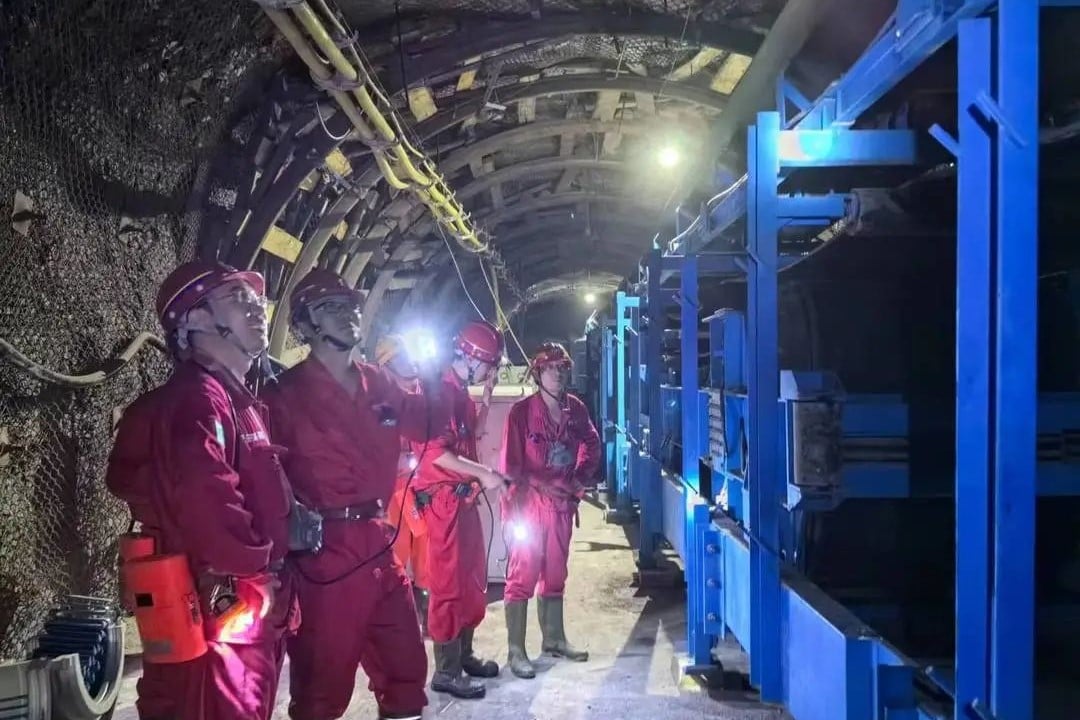 Tambang batu bara bawah tanah PT SDE.