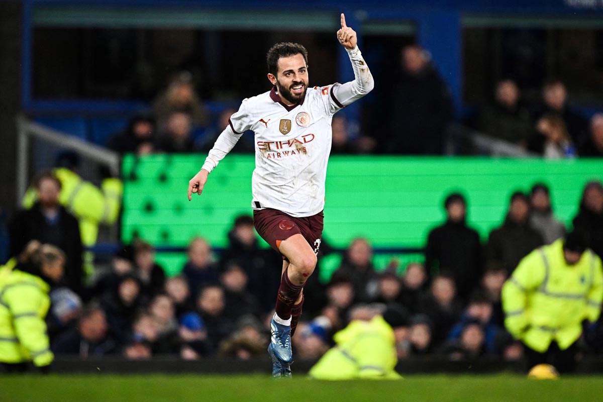 Bernardo Silva berhasil mencetak gol yang membawa Manchester City menang atas Everton 3-1.