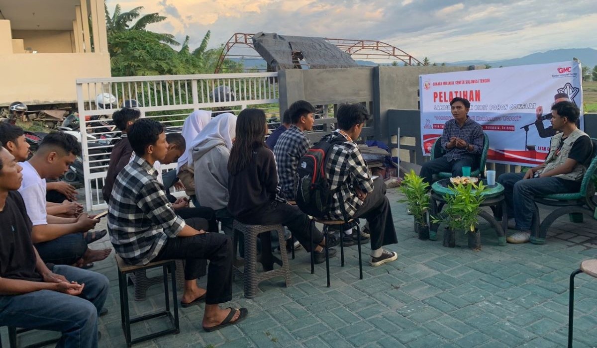 Pelatihan sambung pucuk bibit cokelat 