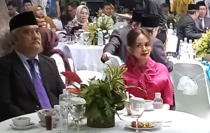 Kepala Kantor Pertanahan Kota Tangsel, Shinta Purwitasari (kanan)