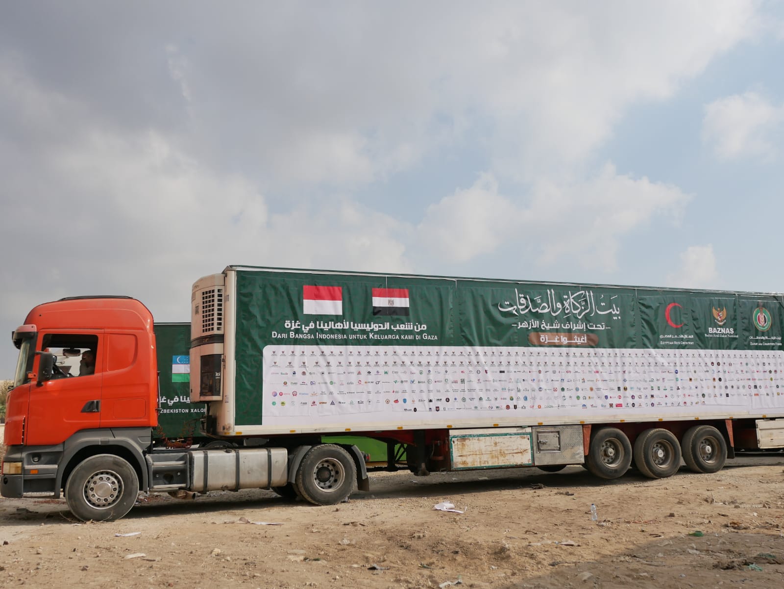 Baznas Kirim Tiga Truk Bantuan untuk Rakyat Palestina