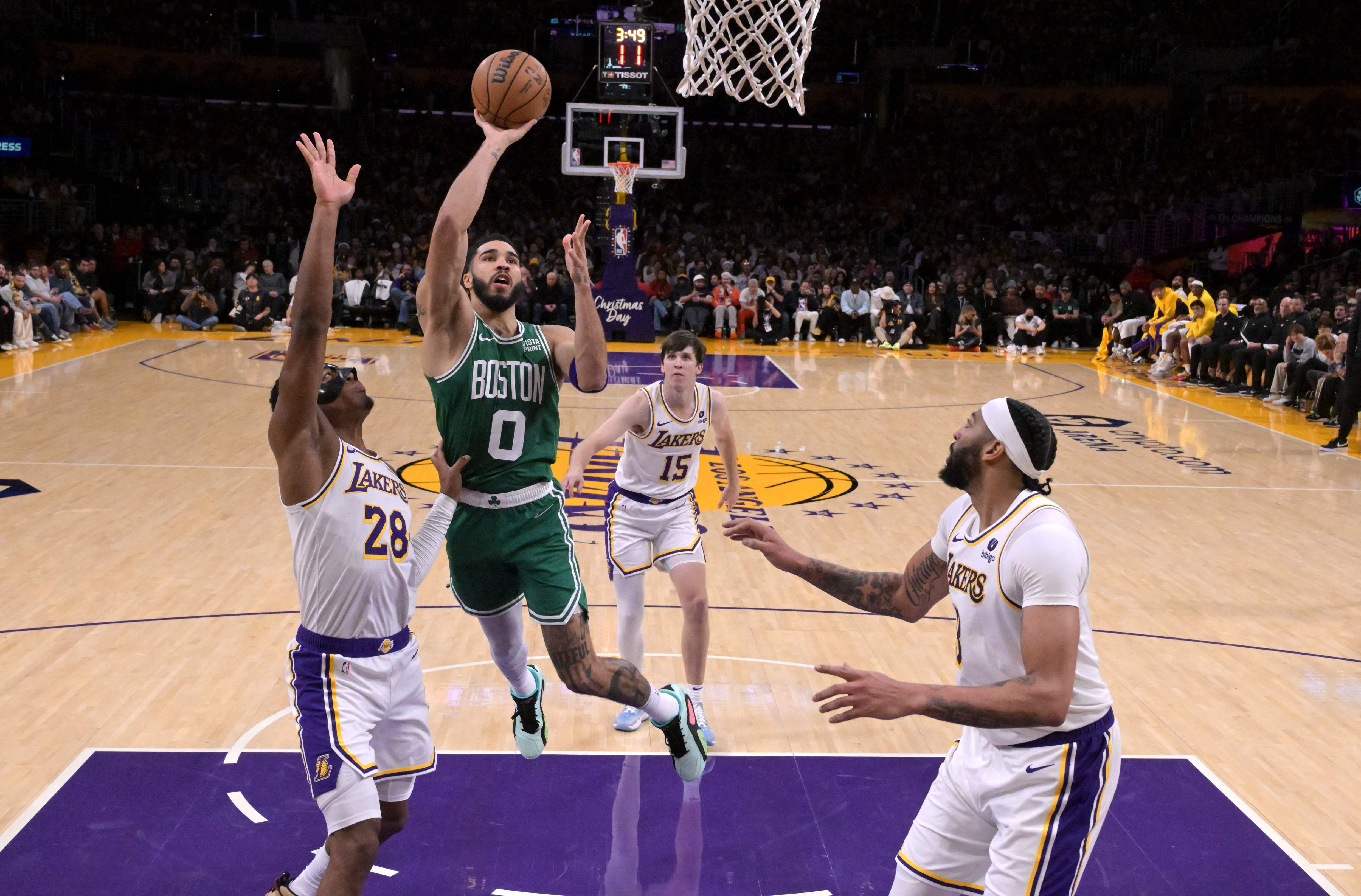 Celtics Berpesta di Kandang Lakers