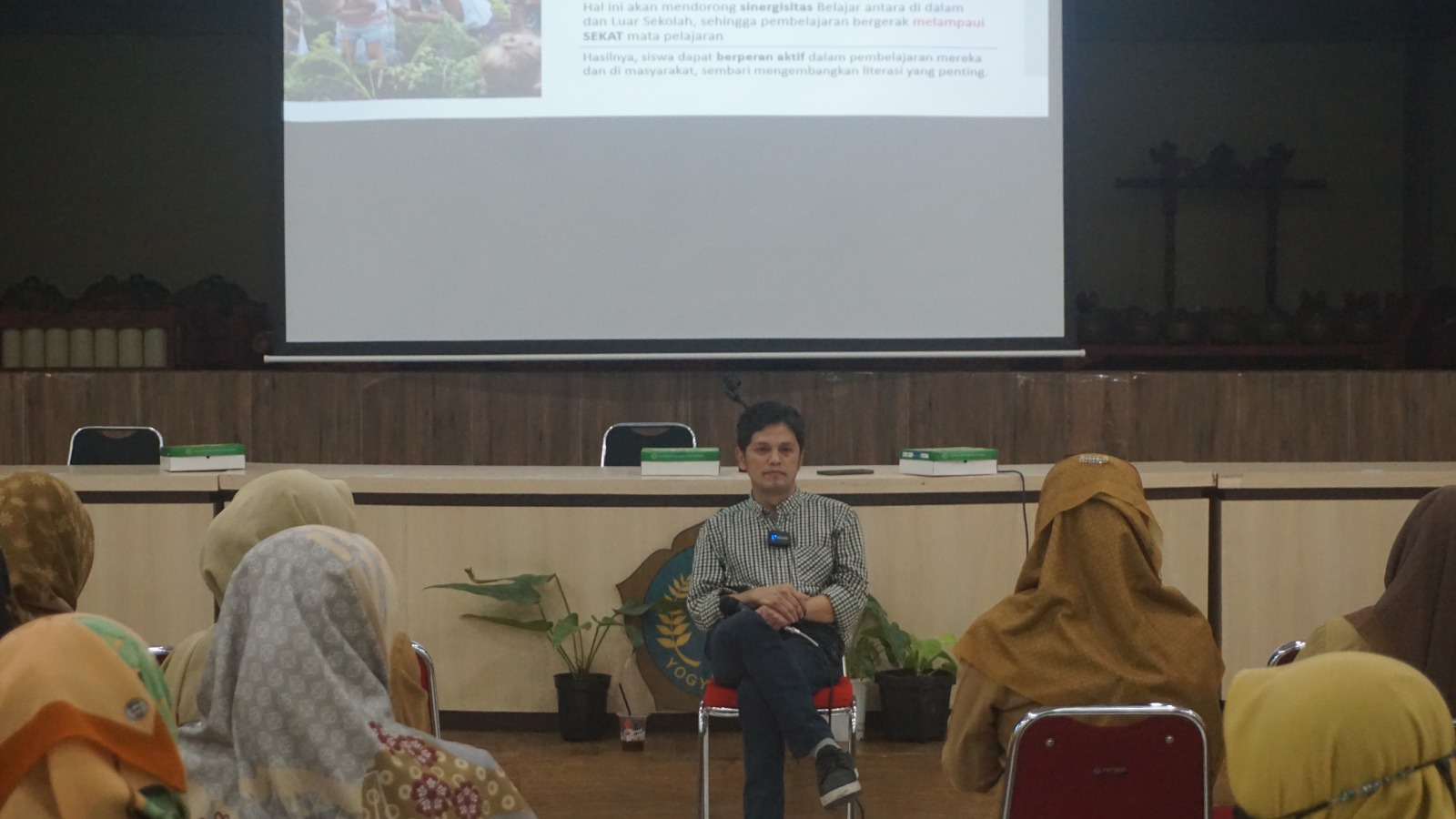 Workshop Gerakan Sekolah Menyenangkan di Aula SMKN 6 Yogyakarta, Senin (4/12).