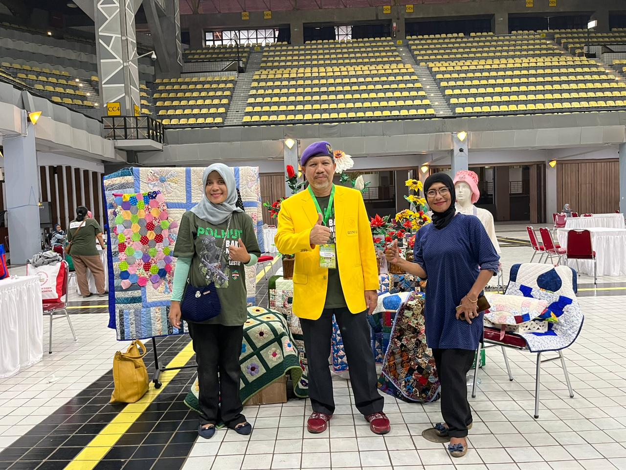 Iluni Menwa UI mengadakan aktivitas peduli lingkungan lewat acara “Go Green Expo Iluni Menwa UI” di Depok. 