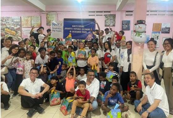 PT Bursa Berjangka Jakarta atau Jakarta Futures Exchange (JFX) memperingati 23 tahun first trading day dengan melakukan aksi peduli sesama.